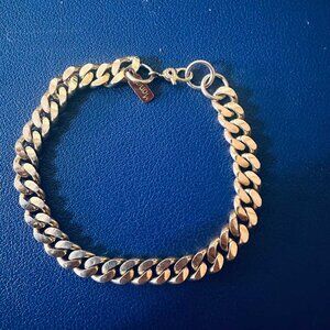 Vintage Monet Curb Link Bracelet – Unisex Gold-Tone 7 Inch